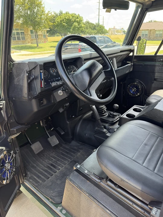 1995 Land Rover Defender 90 - Image 24 of 31