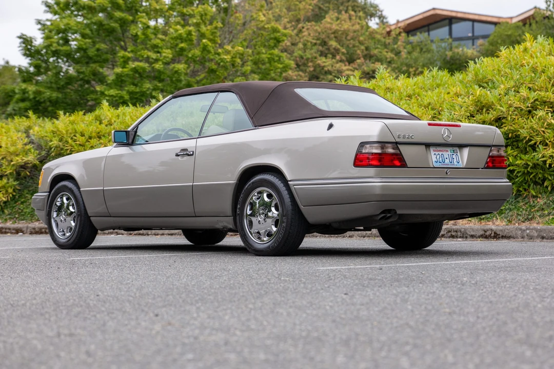 1995 Mercedes-Benz W124 E-Class - Image 16 of 31