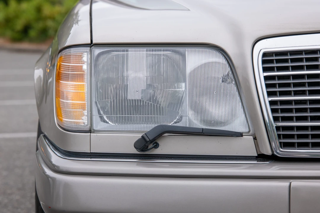 1995 Mercedes-Benz W124 E-Class - Image 28 of 31