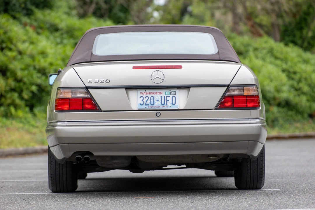 1995 Mercedes-Benz W124 E-Class - Image 15 of 31