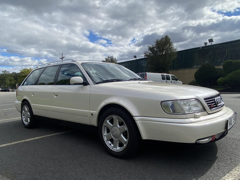 1995 Audi C4 S6 - Image 9 of 31
