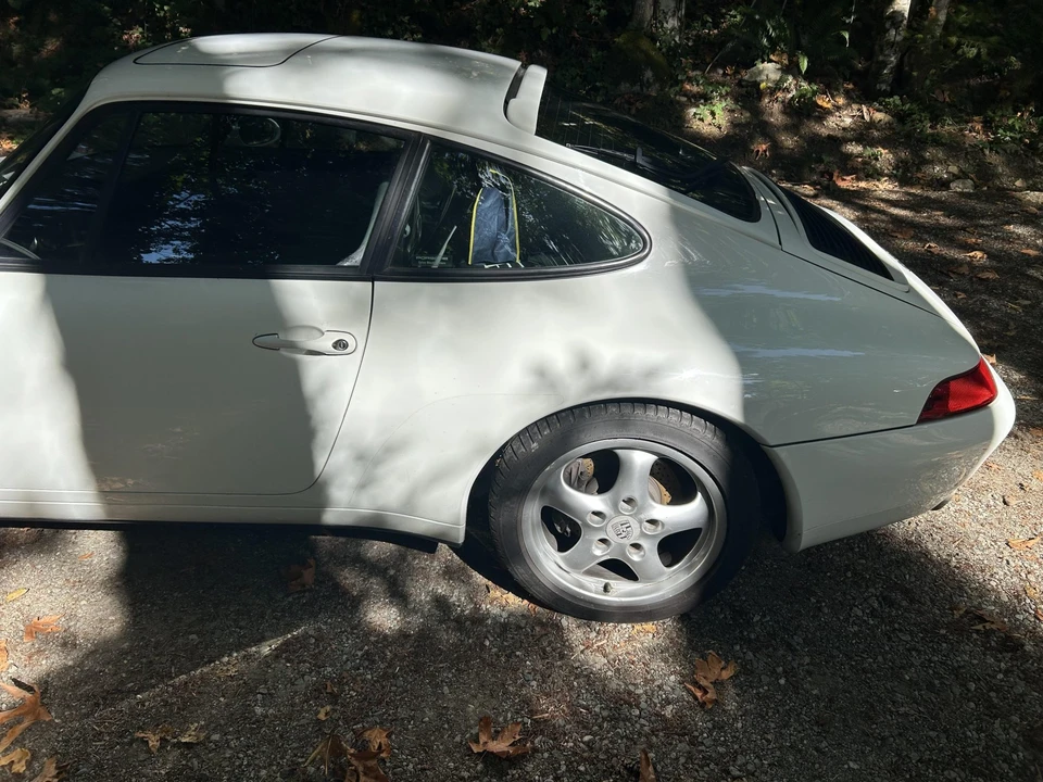 1996 Porsche 993 Carrera - Image 28 of 31