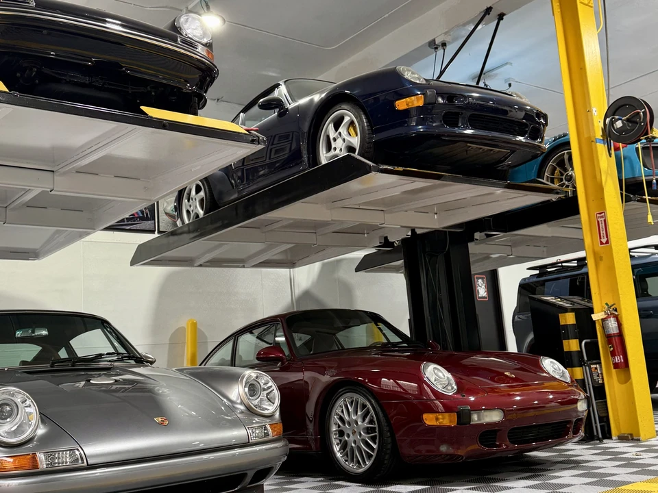 1998 Porsche 993 Carrera S - Image 11 of 31