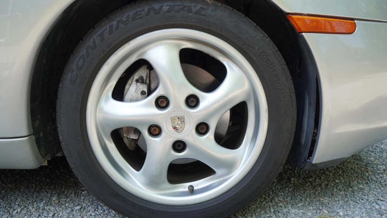 1998 Porsche 986 Boxster - Image 26 of 31