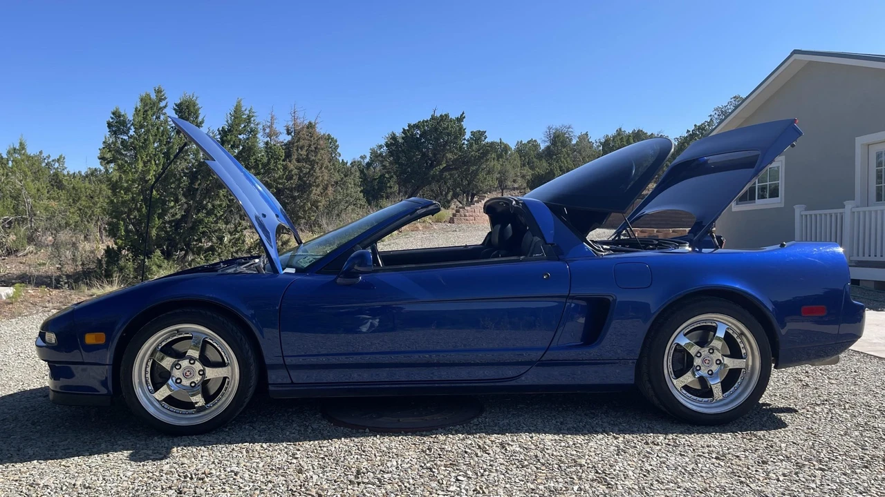 1999 Acura NA2 NSX - Image 28 of 31