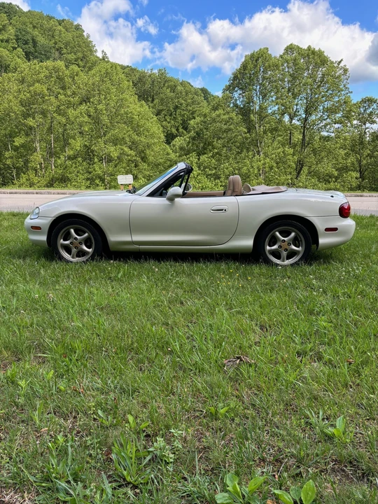1999 Mazda NB MX-5 Miata - Image 7 of 31