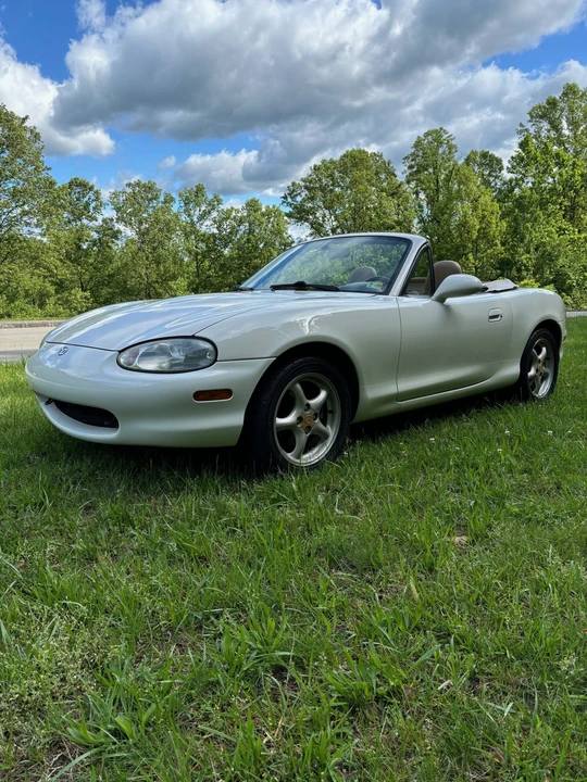 1999 Mazda NB MX-5 Miata - Image 6 of 31