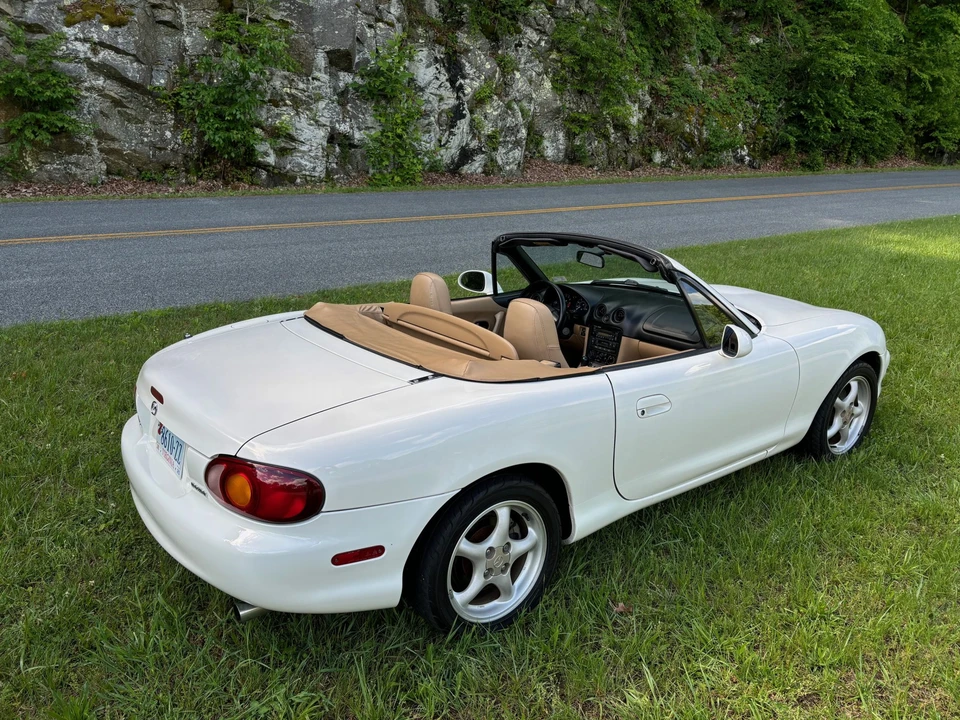 1999 Mazda NB MX-5 Miata - Image 14 of 31