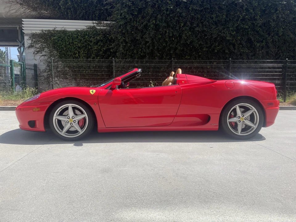2001 Ferrari 360 Spider - Image 19 of 31