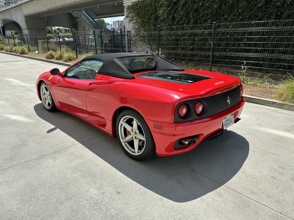 2001 Ferrari 360 Spider - Image 25 of 31
