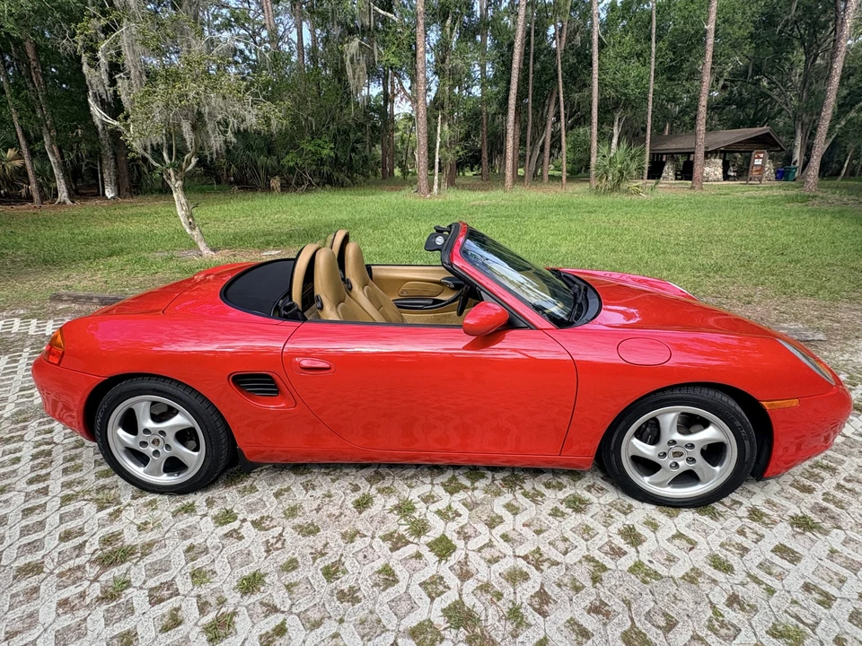2001 Porsche 986 Boxster - Image 24 of 31