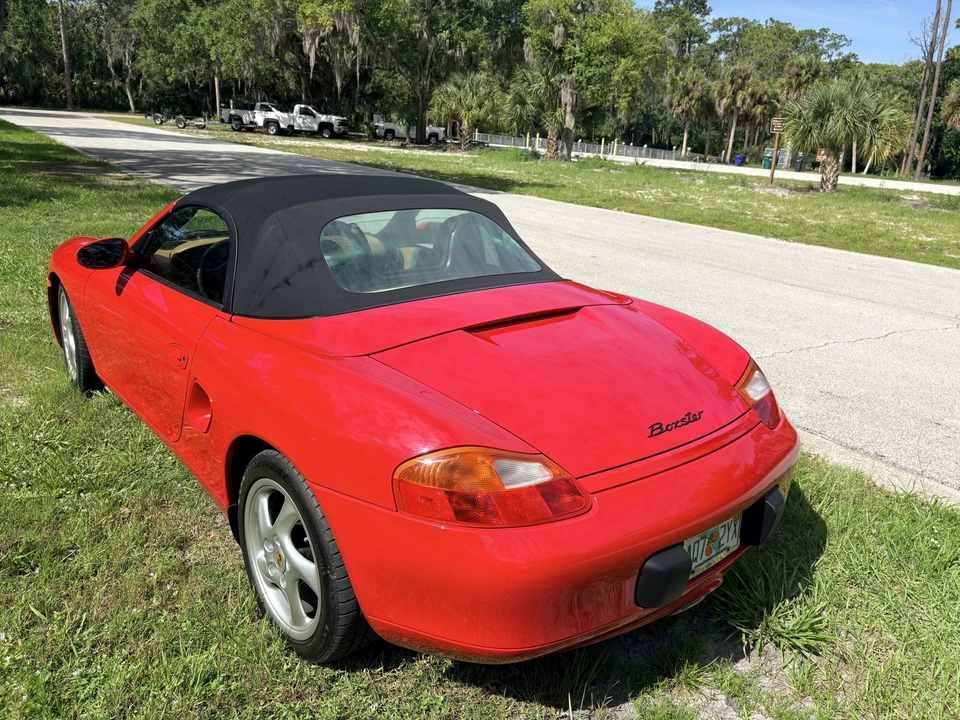 2001 Porsche 986 Boxster - Image 15 of 31