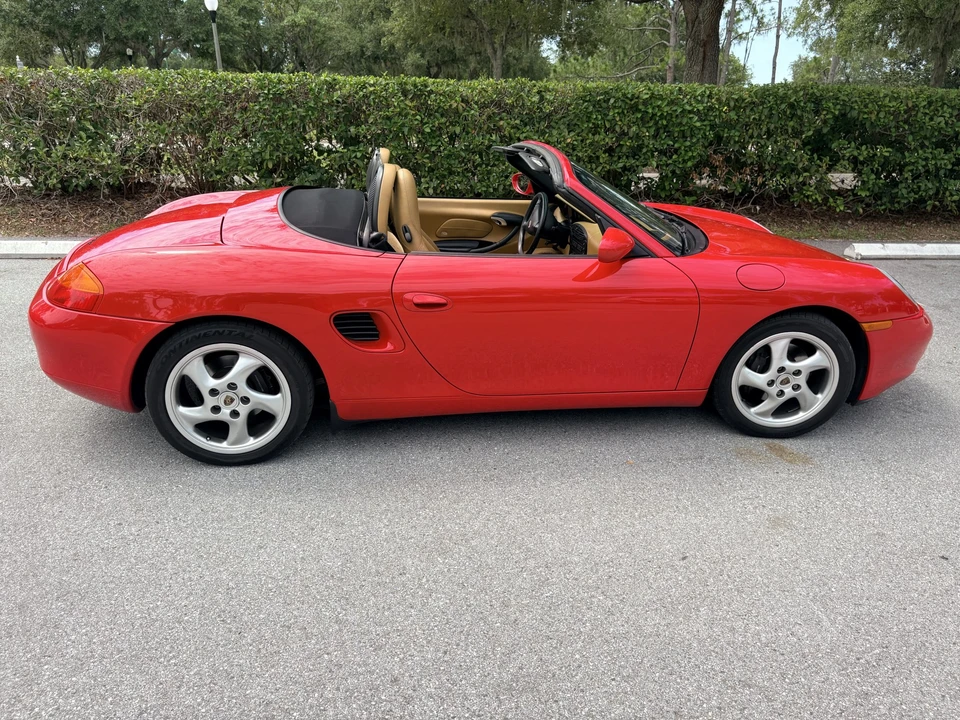 2001 Porsche 986 Boxster - Image 26 of 31