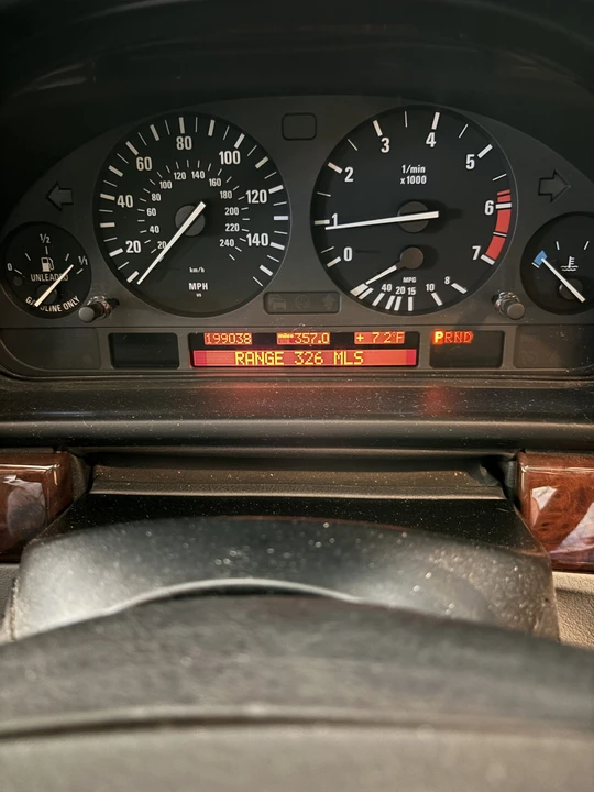 2002 BMW E39 540i - Image 26 of 31