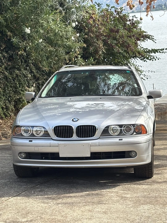 2002 BMW E39 540i - Image 12 of 31