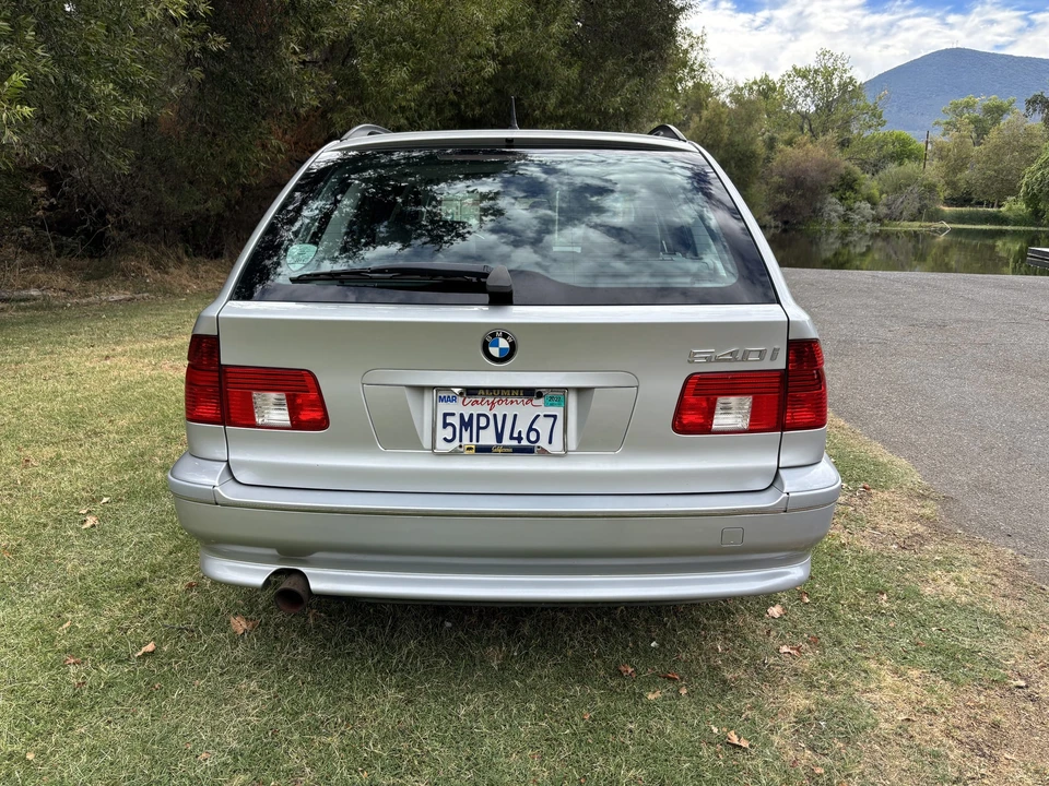 2002 BMW E39 540i - Image 5 of 31