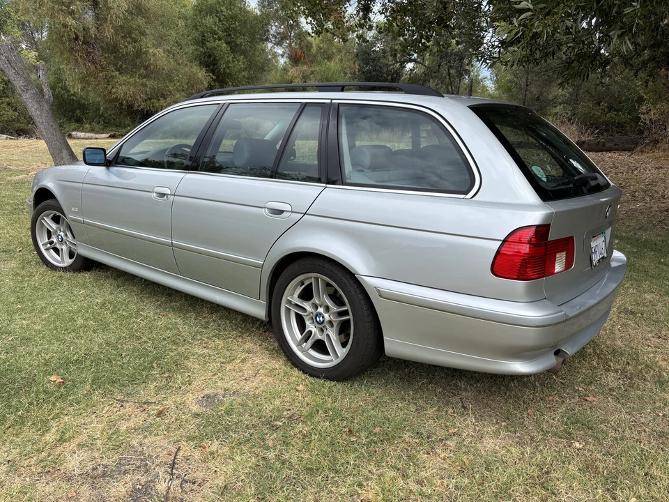 2002 BMW E39 540i - Image 4 of 31