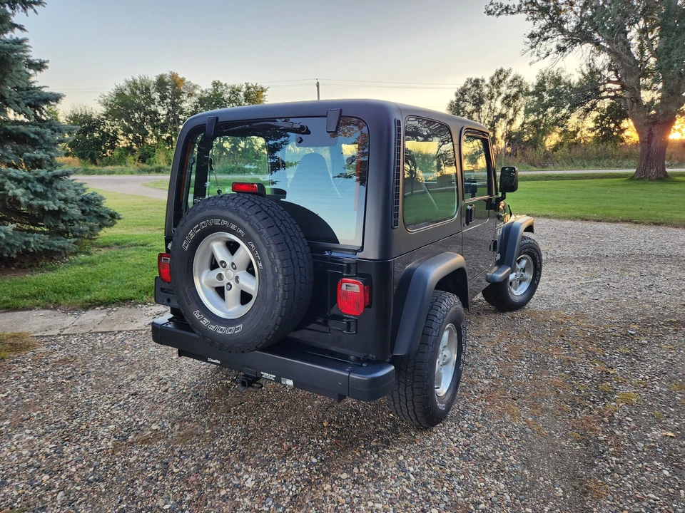 2002 Jeep TJ Wrangler - Image 9 of 31