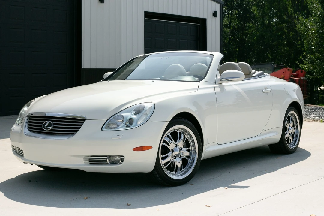 2003 Lexus SC430 - Image 10 of 31