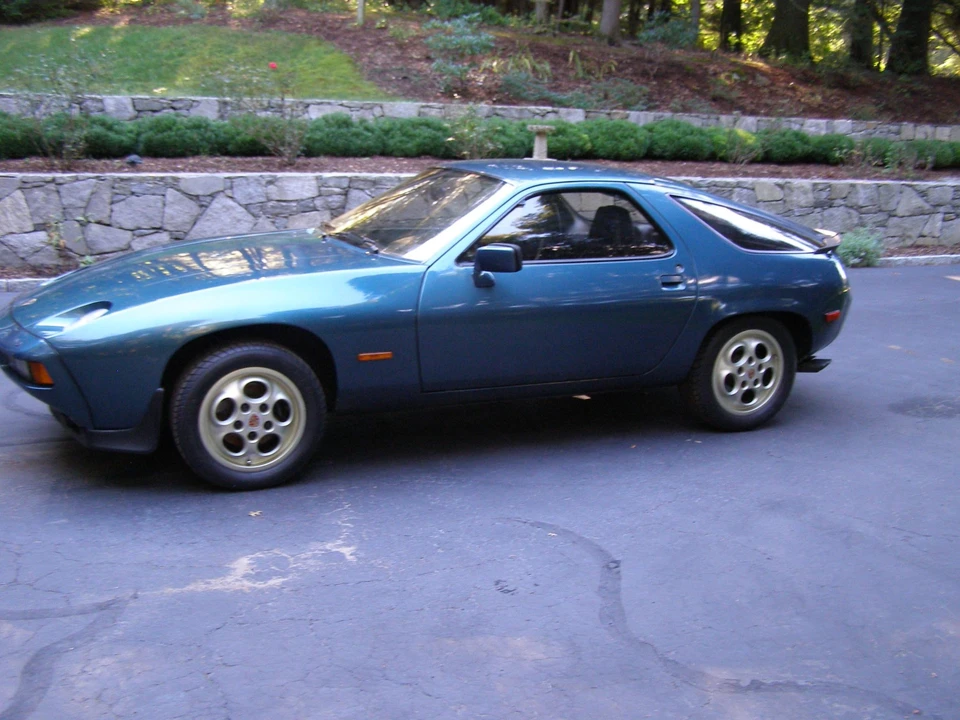 1979 Porsche 928 - Image 2 of 31
