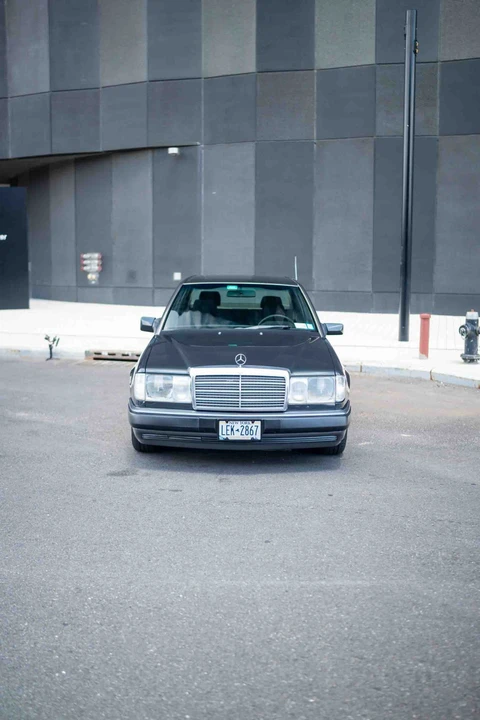 1990 Mercedes-Benz W124 E-Class - Image 24 of 31