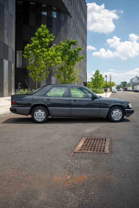 1990 Mercedes-Benz W124 E-Class - Image 31 of 31