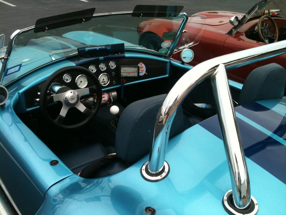 Shelby Cobra Replica - Image 25 of 31