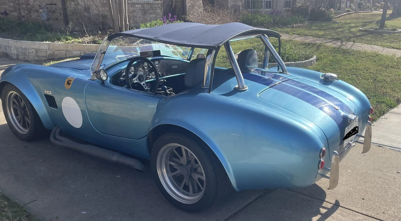 Shelby Cobra Replica - Image 15 of 31