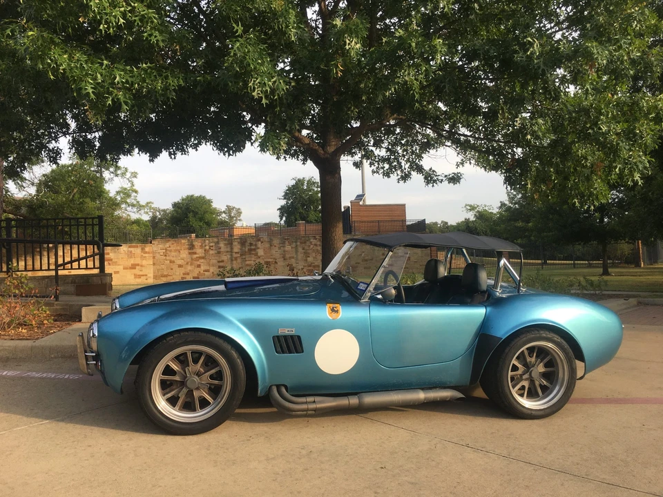 Shelby Cobra Replica - Image 11 of 31