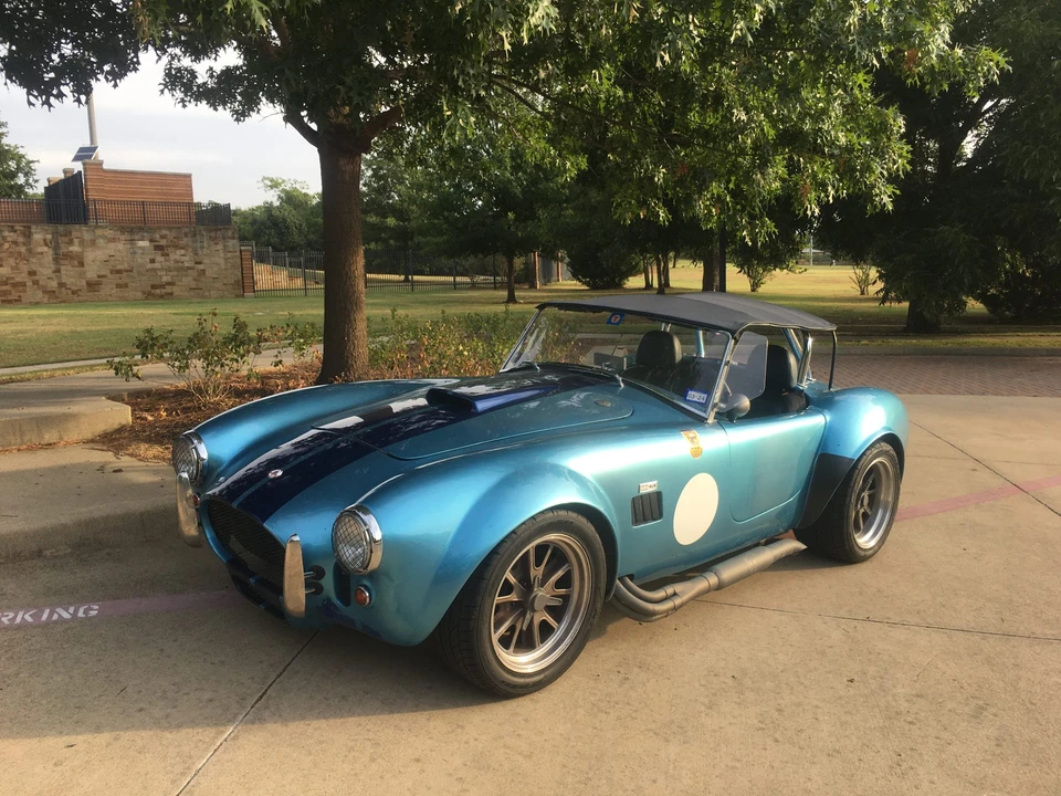 Shelby Cobra Replica - Image 7 of 31