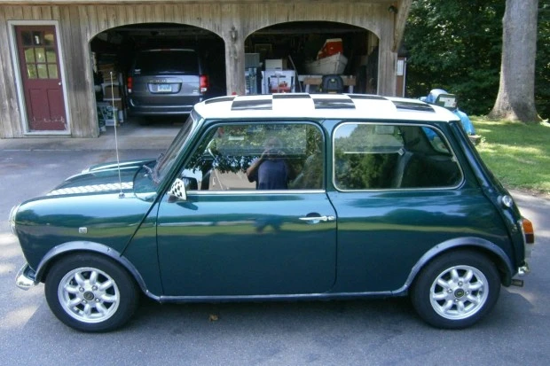 Mini Classic Mini - Image 3 of 8