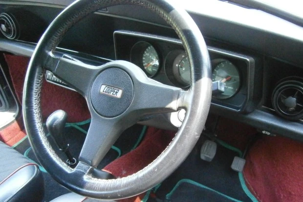 Mini Classic Mini - Image 5 of 8