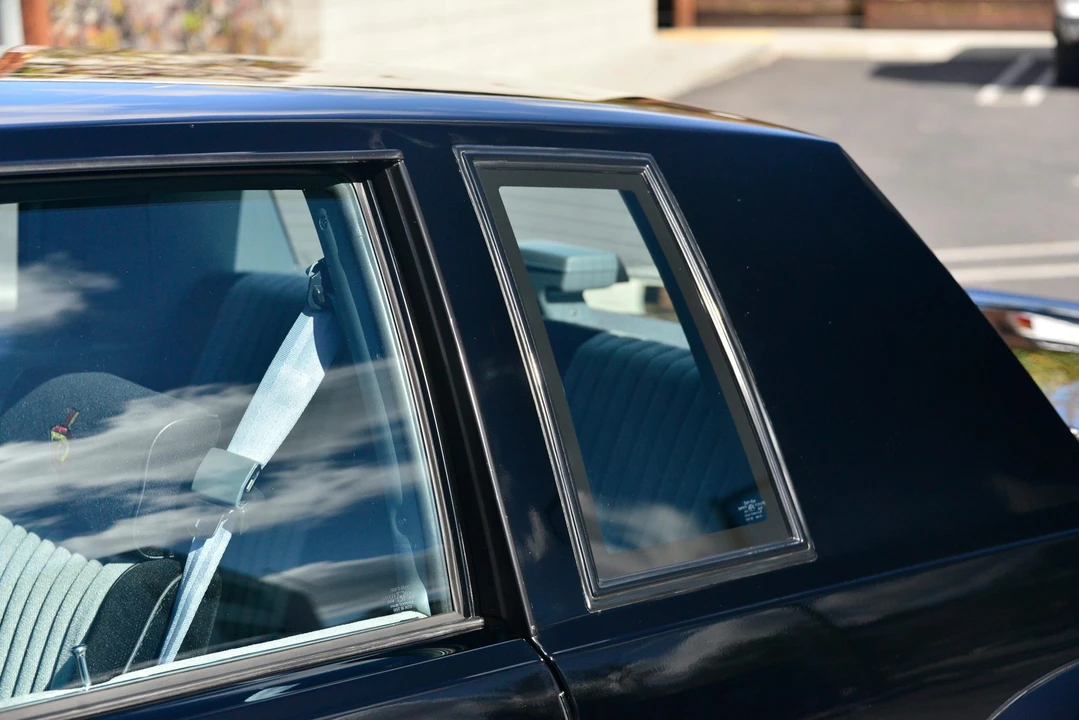 1987 Buick Grand National GNX - Image 26 of 31