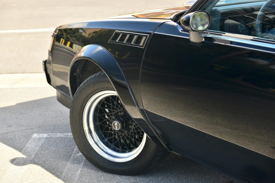 1987 Buick Grand National GNX - Image 18 of 31