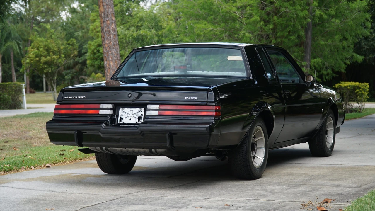 1987 Buick Regal - Image 13 of 31