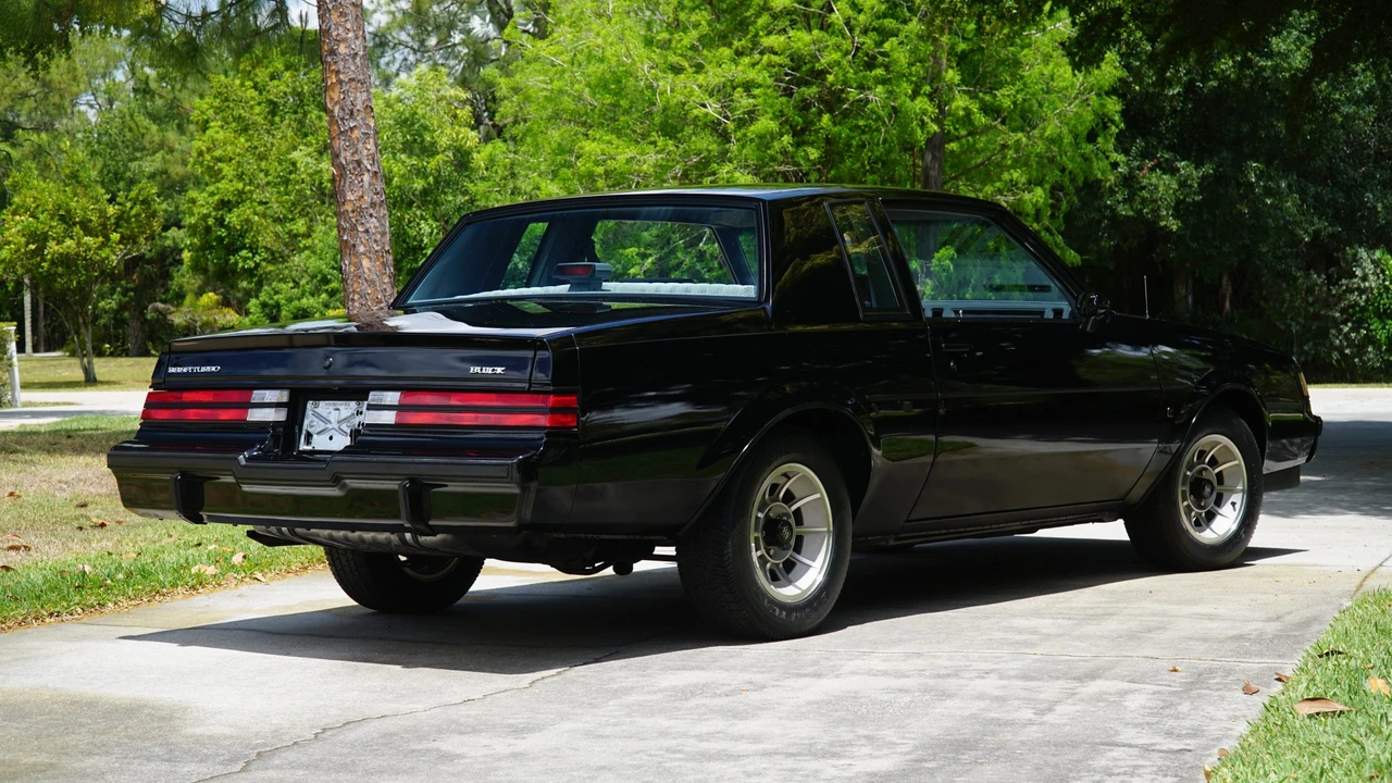 1987 Buick Regal - Image 14 of 31