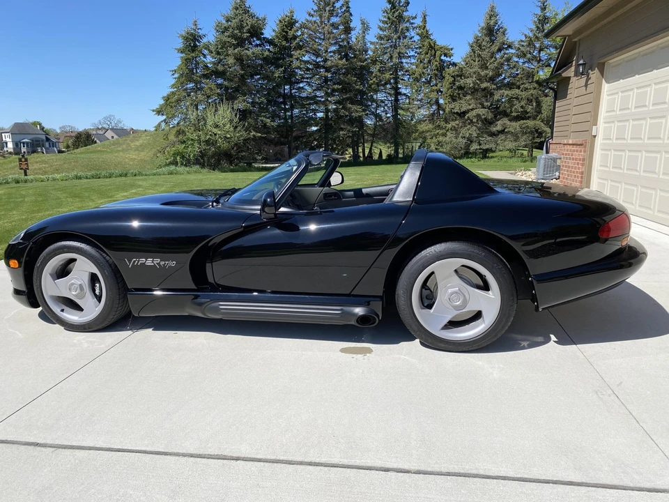 1994 Dodge Viper 1st Gen - Image 18 of 31