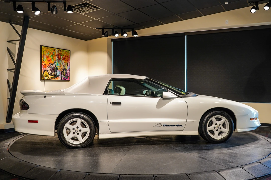 1994 Pontiac Firebird Trans Am 4th Gen - Image 7 of 31