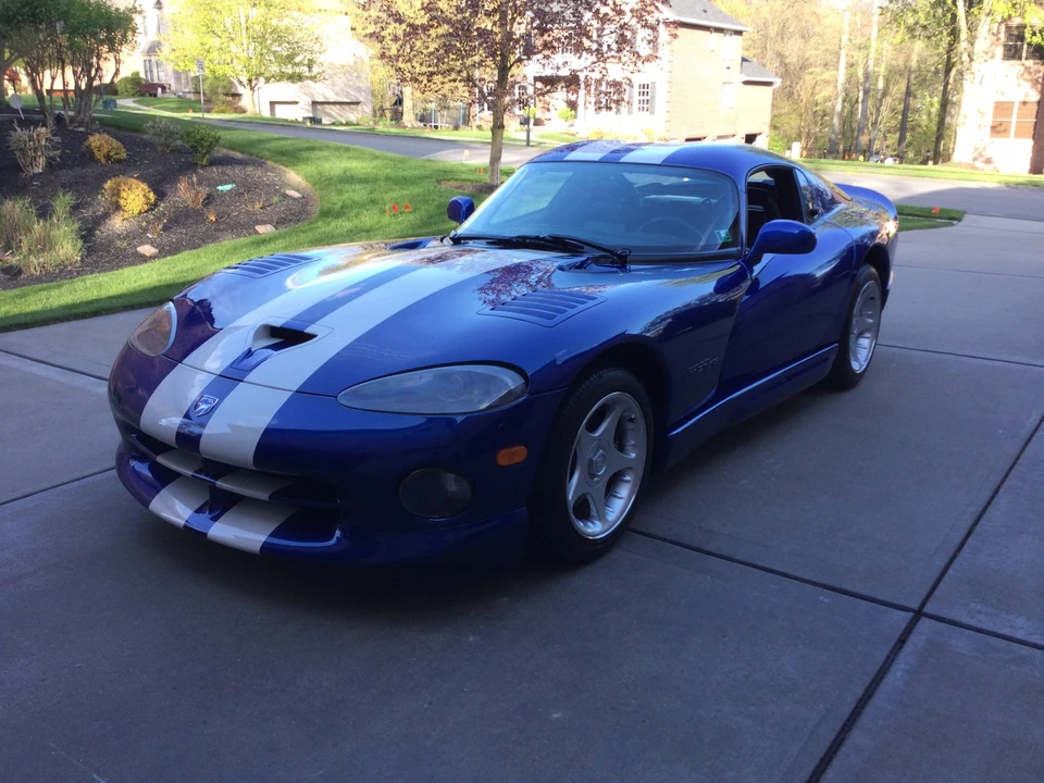 1997 Dodge Viper GTS 2nd Gen - Image 2 of 31
