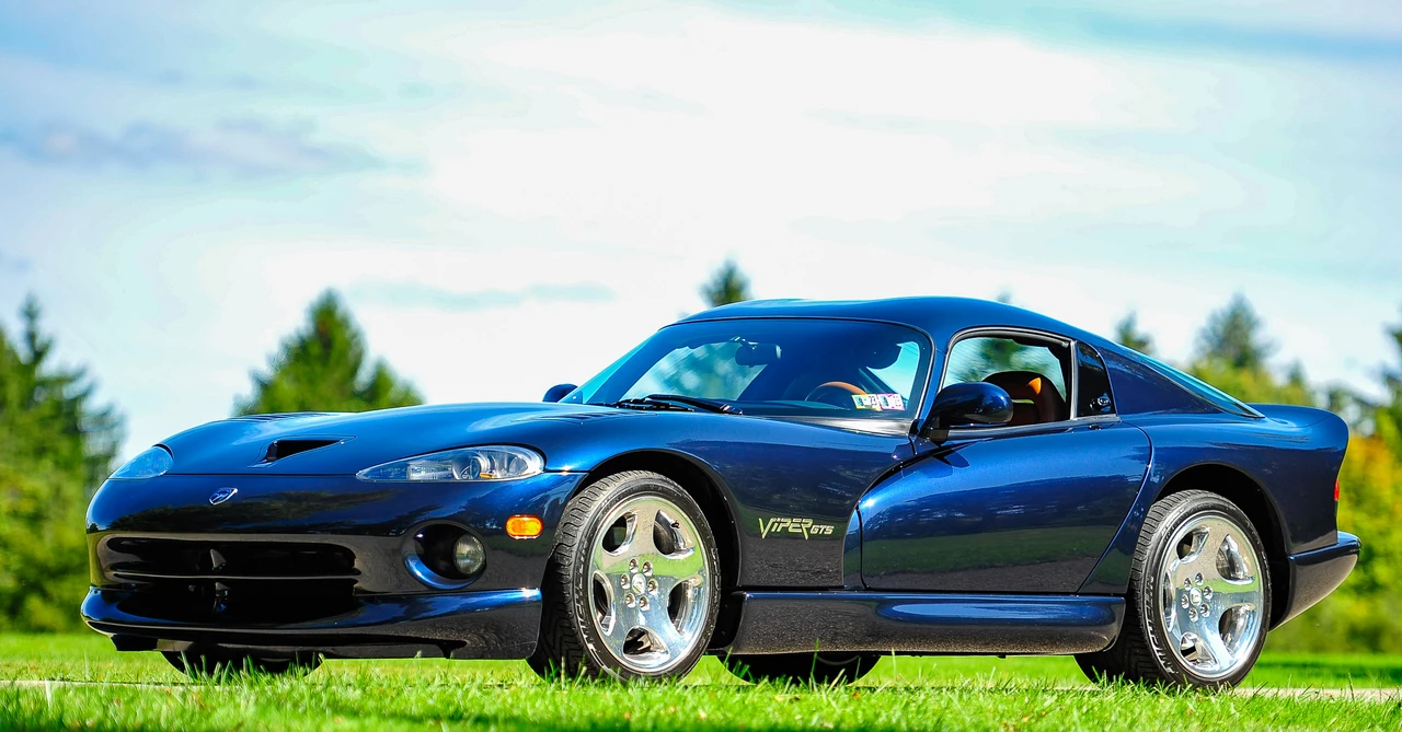 2001 Dodge Viper GTS 2nd Gen - Image 9 of 31