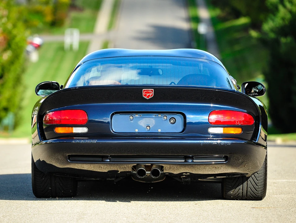 2001 Dodge Viper GTS 2nd Gen - Image 16 of 31
