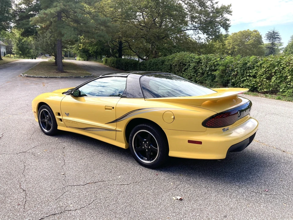 2002 Pontiac Firebird Trans Am 4th Gen - Image 13 of 31