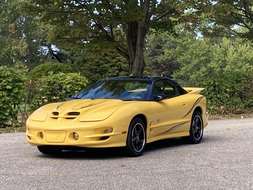 2002 Pontiac Firebird Trans Am 4th Gen - Image 11 of 31