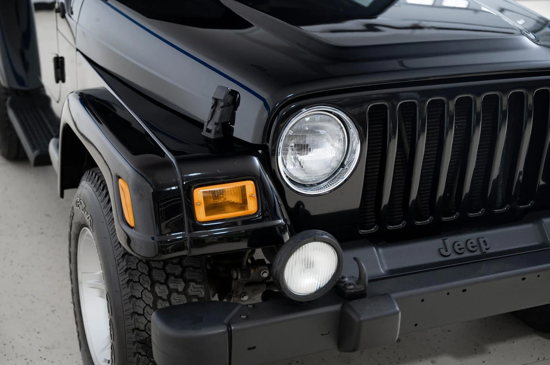 2004 Jeep TJ Wrangler - Image 15 of 31