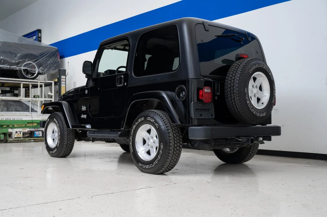 2004 Jeep TJ Wrangler - Image 9 of 31