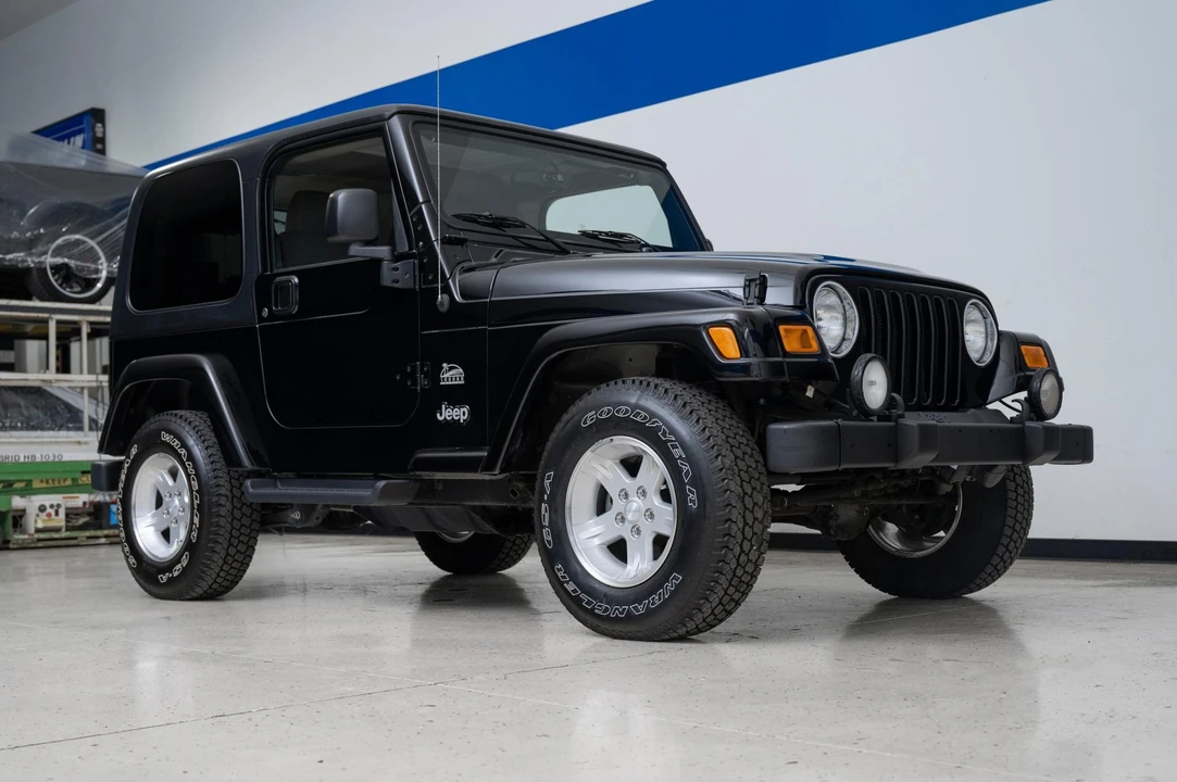 2004 Jeep TJ Wrangler - Image 2 of 31
