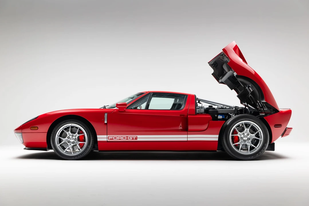 2005 Ford GT 1st Gen - Image 8 of 31
