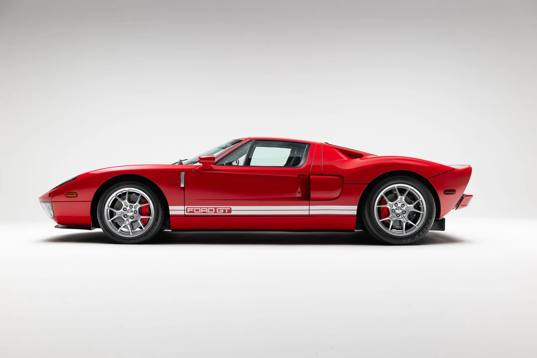 2005 Ford GT 1st Gen - Image 11 of 31