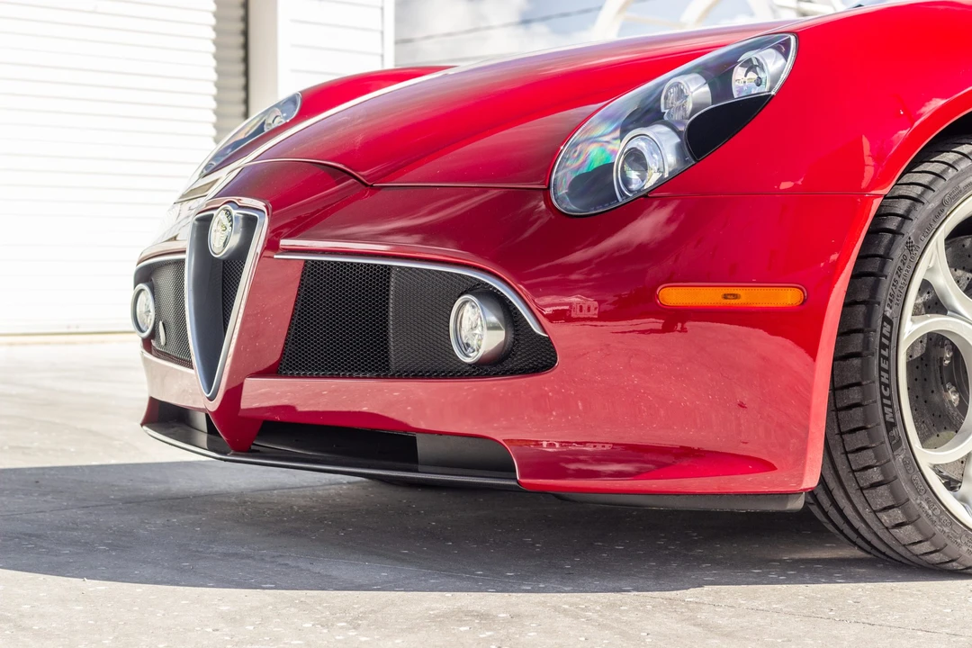 2009 Alfa Romeo 8C Competizione - Image 17 of 31