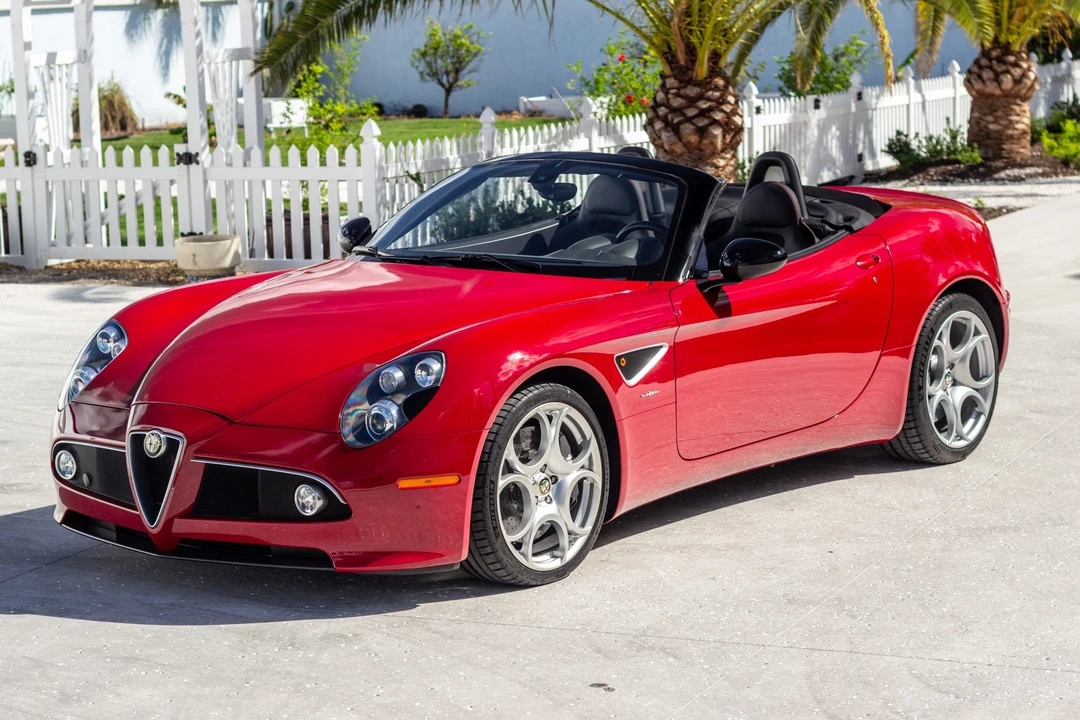 2009 Alfa Romeo 8C Competizione - Image 10 of 31